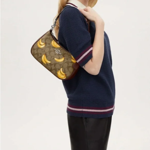 NWT COACH TERI SHOULDER BAG IN SIGNATURE CANVAS WITH BANANA PRINT (CR289) - Picture 12 of 12